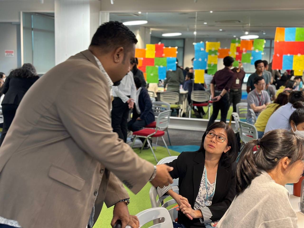 Lingesh facilitating a team building workshop